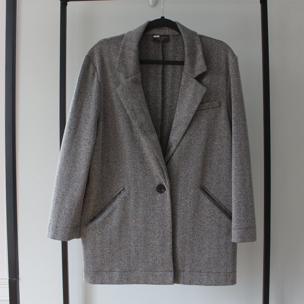 Dress Forum Gray Herringbone Knit Blazer